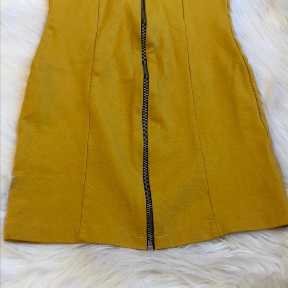 H&M Zipper Dress - Picture 3 of 10